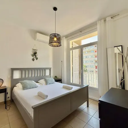 Appartement Port De - Climatisé - Plages 5min